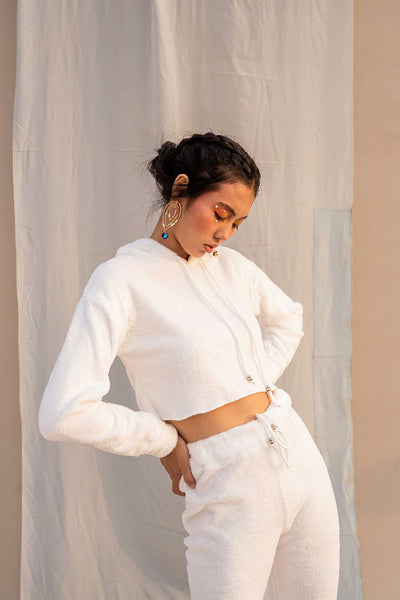 Soft Touch Fitted White Joggers and Crop Hoodie Set