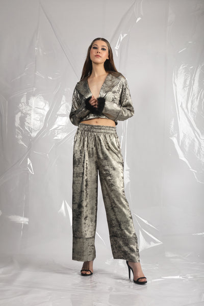 Leah- Black Gold Feather Pyjama Sets